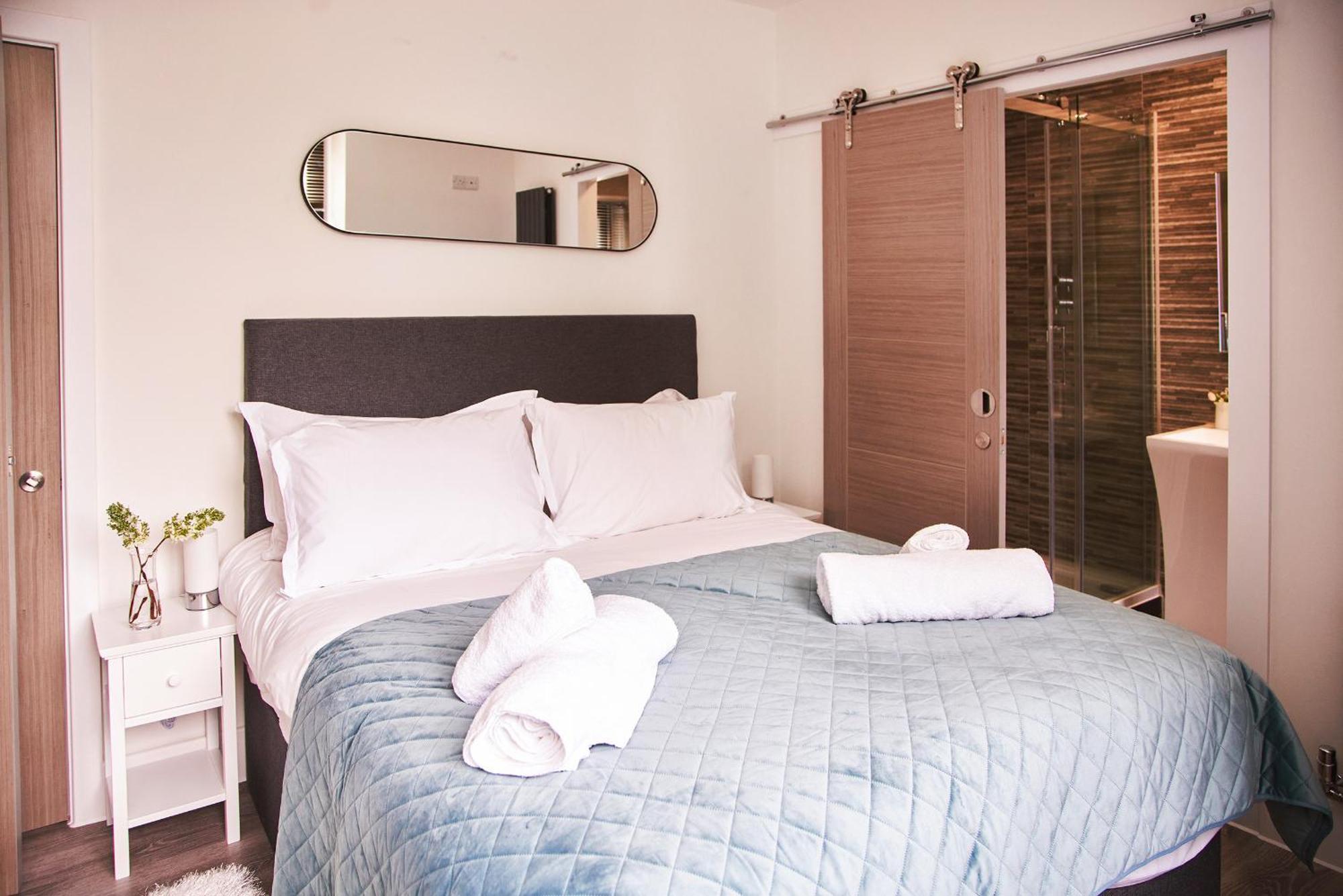 Harbour Breeze - Contemporary Waterside Bolthole On Torquay'S Iconic Marinaアパートメント エクステリア 写真