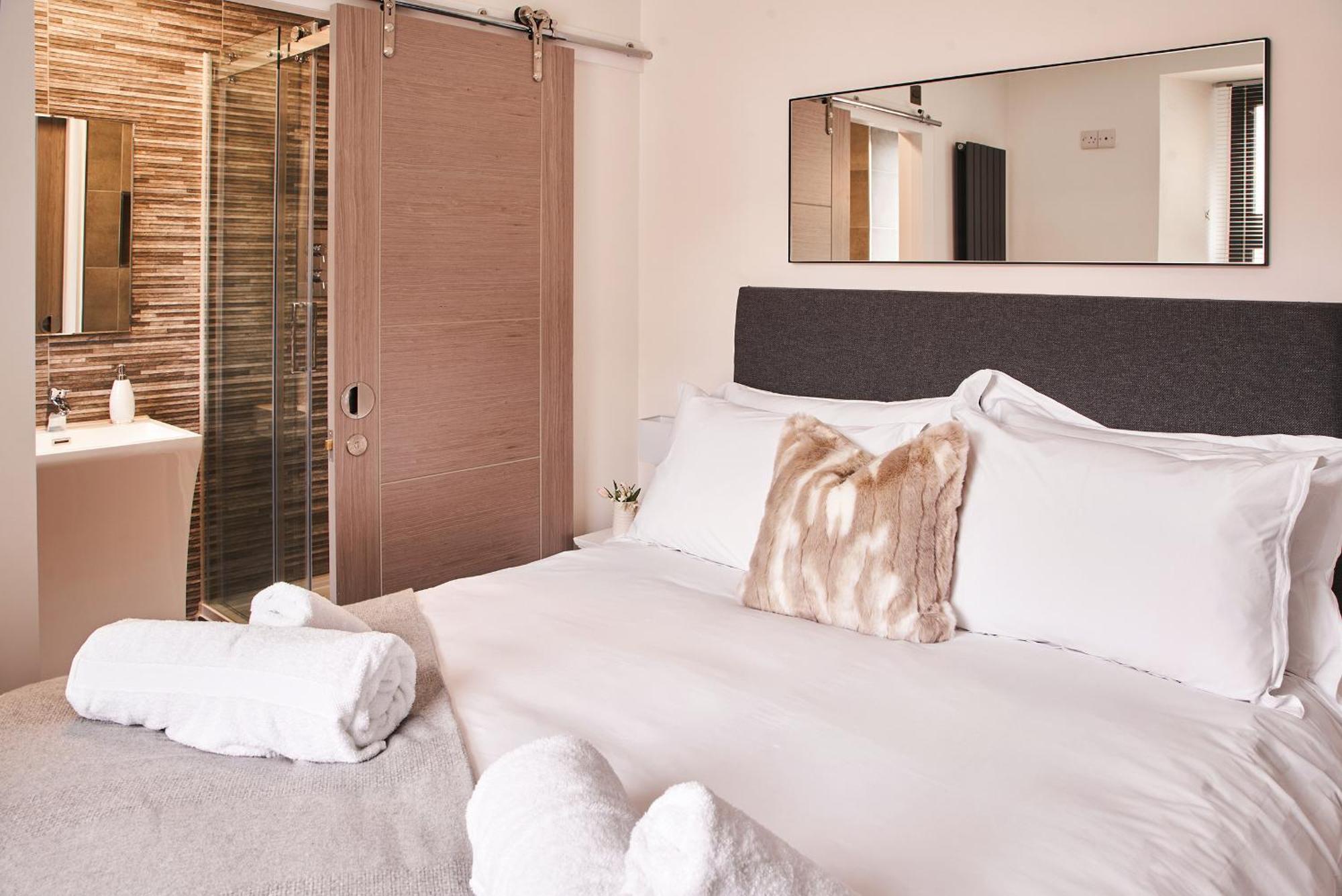 Harbour Breeze - Contemporary Waterside Bolthole On Torquay'S Iconic Marinaアパートメント エクステリア 写真