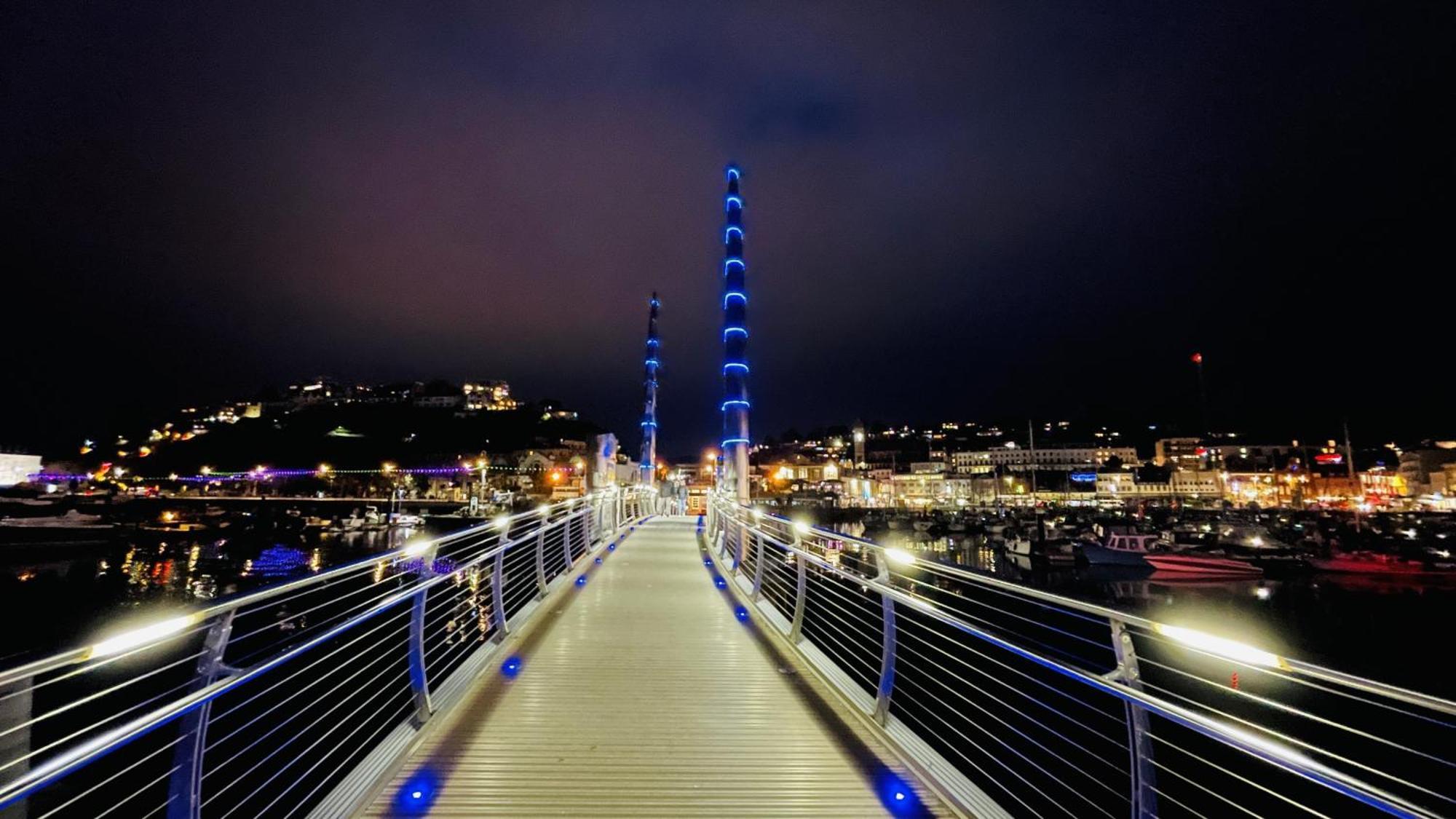 Harbour Breeze - Contemporary Waterside Bolthole On Torquay'S Iconic Marinaアパートメント エクステリア 写真